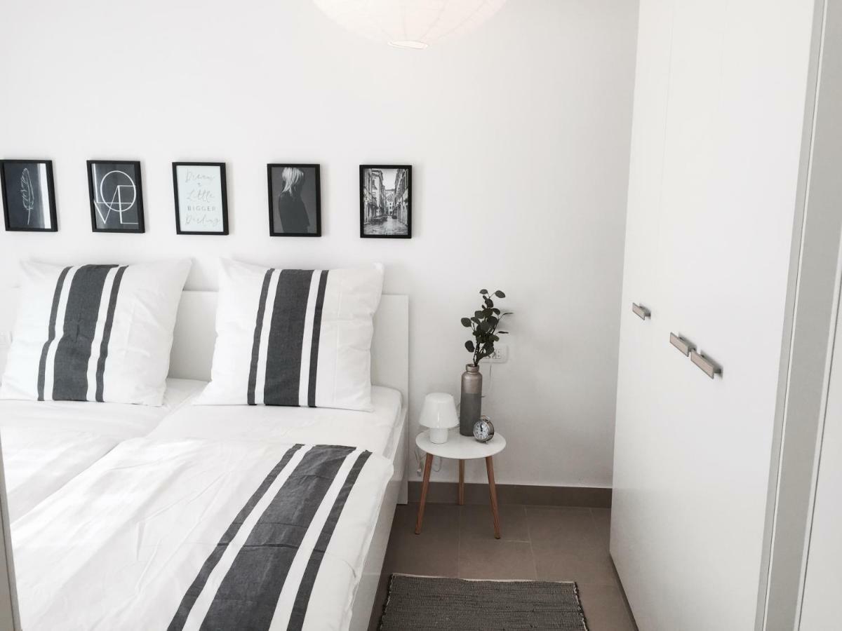 Apartmani Zivaljic โตรกีร์ ภายนอก รูปภาพ