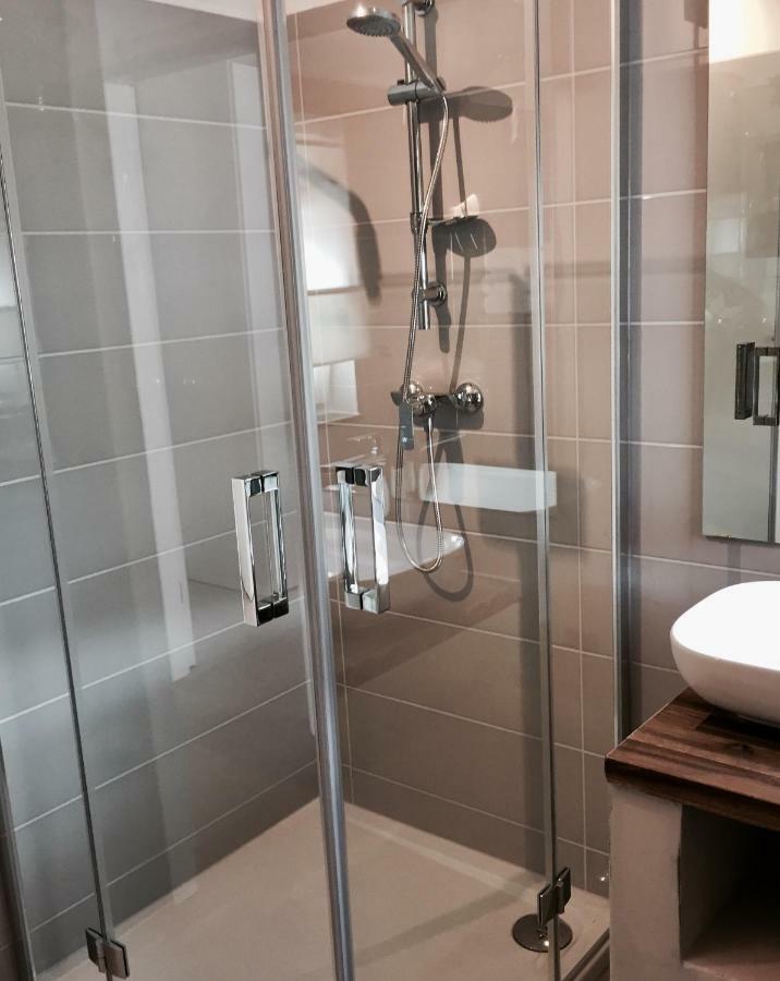 Apartmani Zivaljic โตรกีร์ ภายนอก รูปภาพ